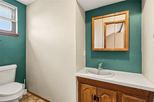 11600 Footmans Court, Yukon, OK 73099