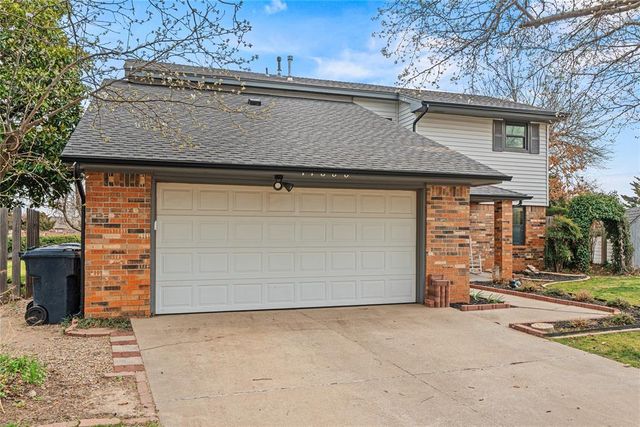 11600 Footmans Court, Yukon, OK 73099