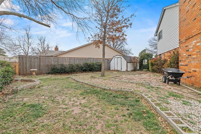 11600 Footmans Court, Yukon, OK 73099