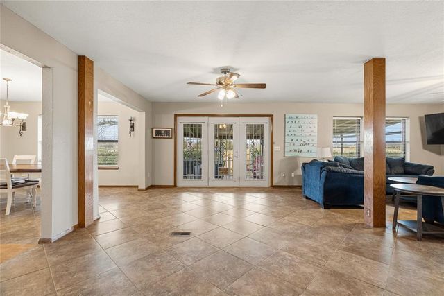 11600 Footmans Court, Yukon, OK 73099