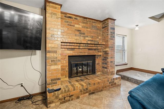 11600 Footmans Court, Yukon, OK 73099