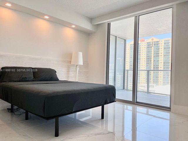 330 Sunny Isles Blvd 5-905, Sunny Isles Beach, FL 33160