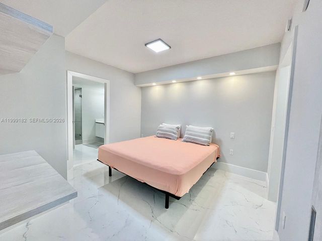 330 Sunny Isles Blvd 5-905, Sunny Isles Beach, FL 33160