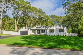 29 Seward Drive, Dix Hills, NY 11746