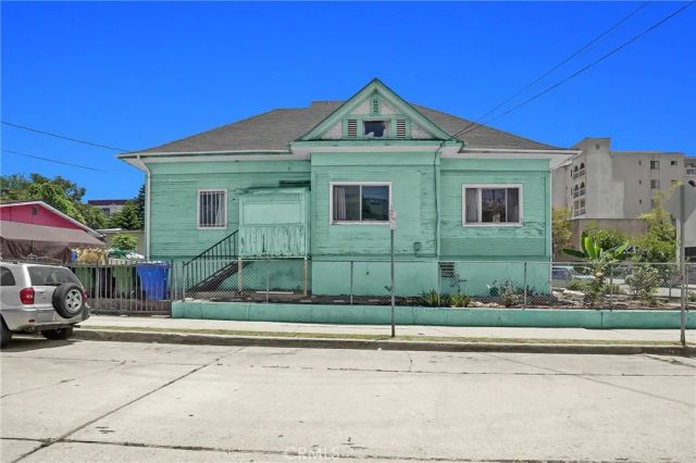 1465 W Temple Street, Los Angeles, CA 90026