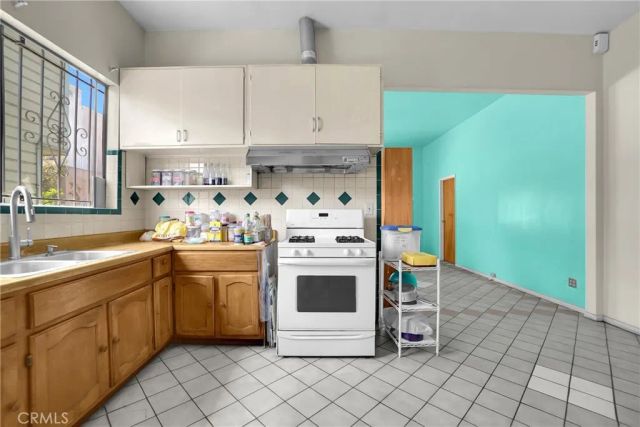 1465 W Temple Street, Los Angeles, CA 90026