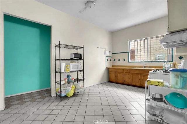 1465 W Temple Street, Los Angeles, CA 90026