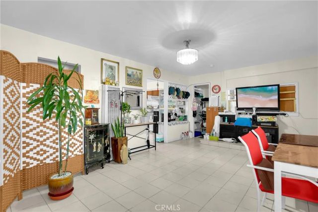 1465 W Temple Street, Los Angeles, CA 90026