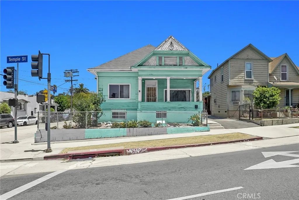 1465 W Temple Street, Los Angeles, CA 90026