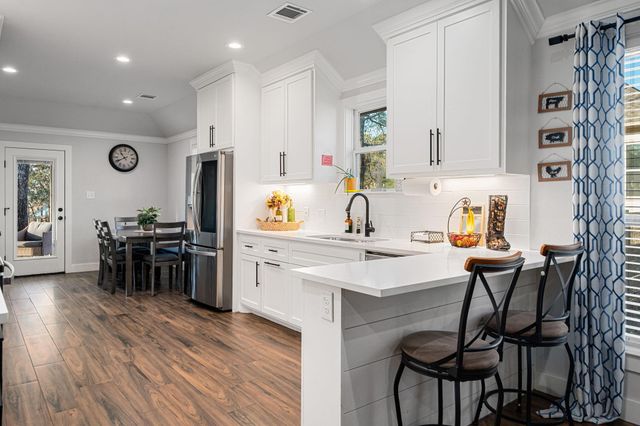 91 Hillsborough Drive, Huntsville, TX 77340