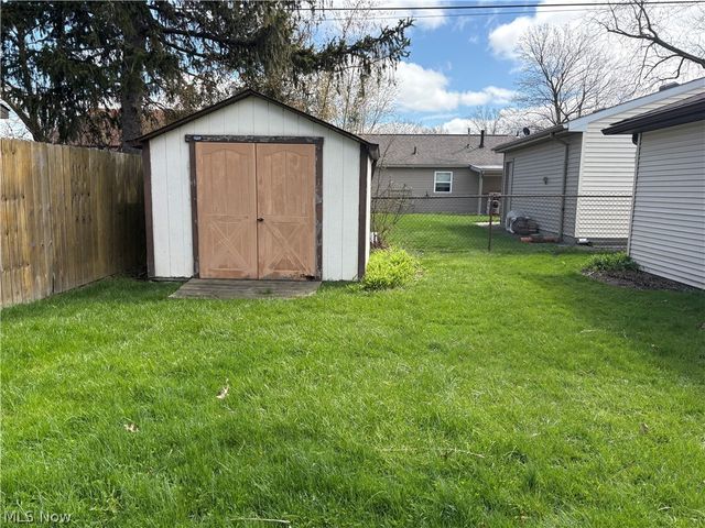 355 Gayle Drive, Sheffield Lake, OH 44054