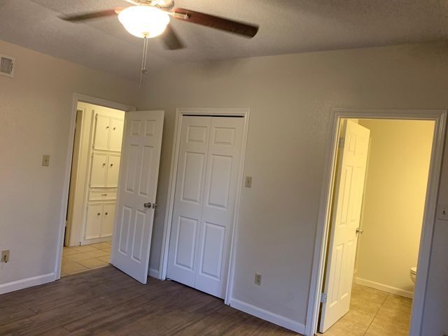 904 Norwell LN, Pflugerville, TX 78660