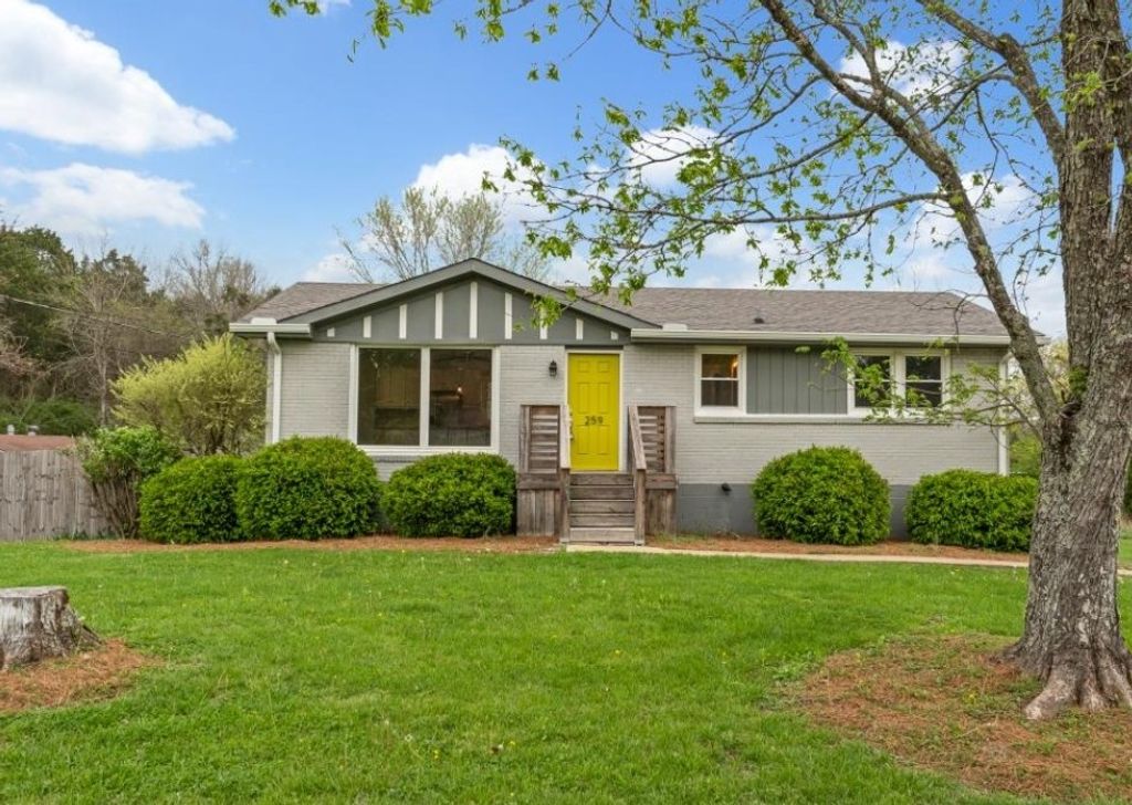 259 Cedar Creek Dr, Mount Juliet, TN 37122