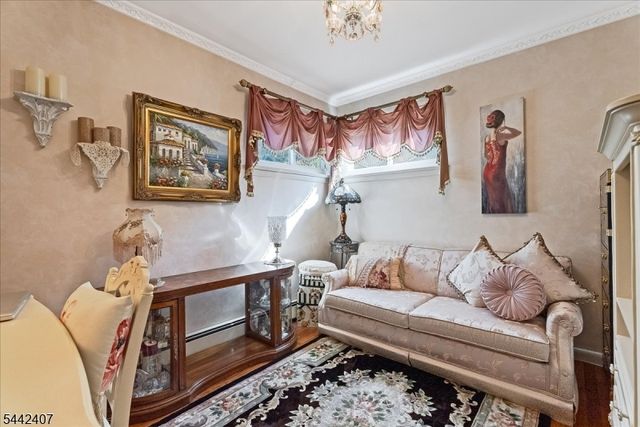 8 Alyson Dr, Fairfield Twp., NJ 07004