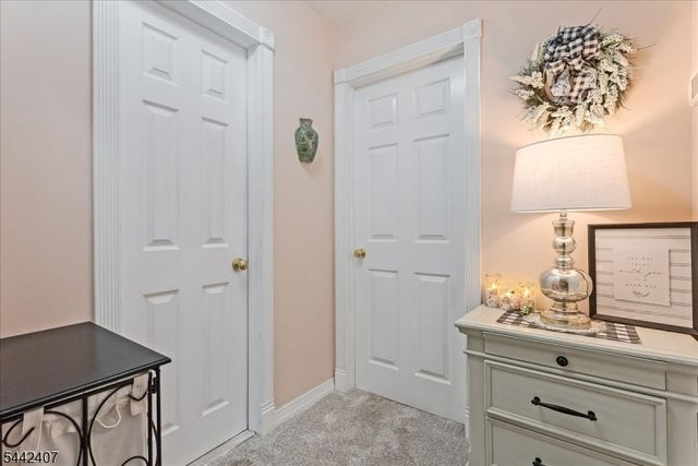 8 Alyson Dr, Fairfield Twp., NJ 07004