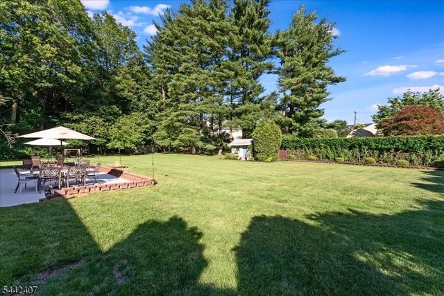 8 Alyson Dr, Fairfield Twp., NJ 07004