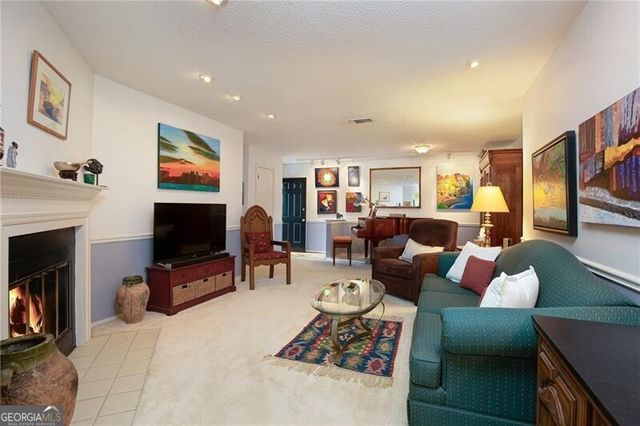 1109 Canyon Point Circle, Roswell, GA 30076