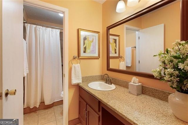 1109 Canyon Point Circle, Roswell, GA 30076