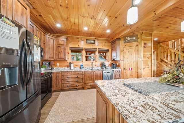 685 Stockton Drive, Sevierville, TN 37876