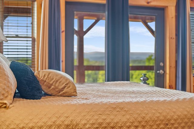 685 Stockton Drive, Sevierville, TN 37876