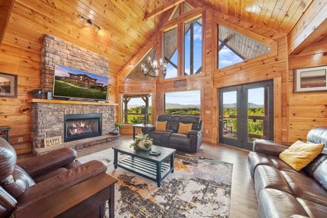 685 Stockton Drive, Sevierville, TN 37876