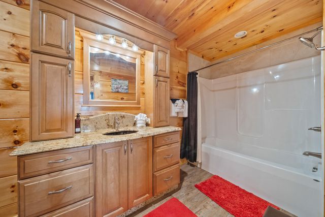 685 Stockton Drive, Sevierville, TN 37876