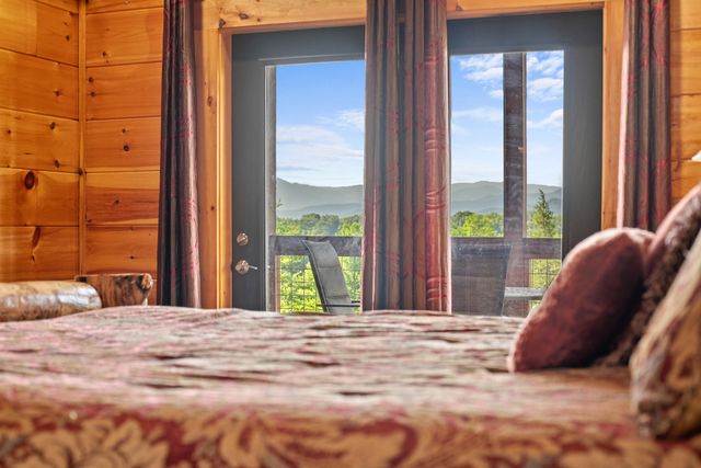 685 Stockton Drive, Sevierville, TN 37876