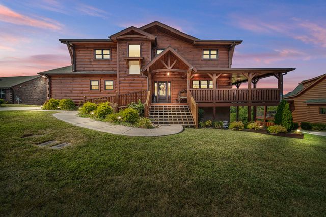 685 Stockton Drive, Sevierville, TN 37876