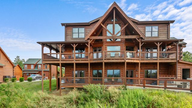 685 Stockton Drive, Sevierville, TN 37876