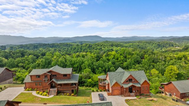 685 Stockton Drive, Sevierville, TN 37876