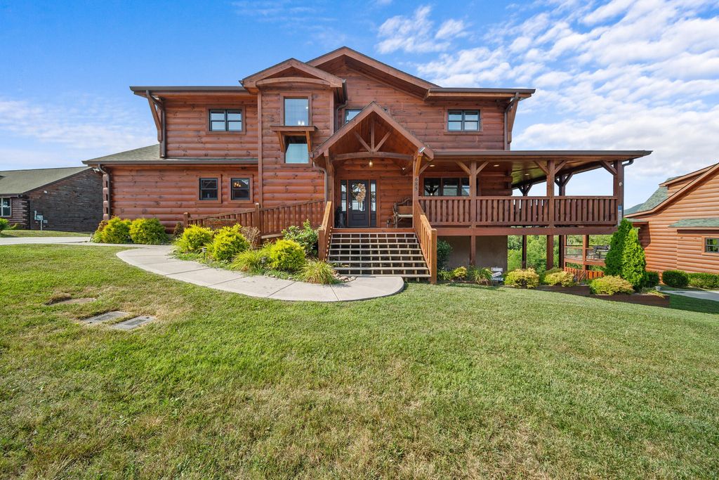 685 Stockton Drive, Sevierville, TN 37876