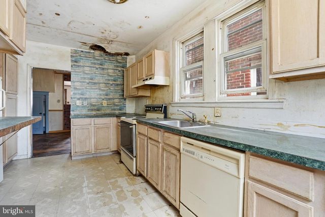 6154 WALKER ST, Philadelphia, PA 19135