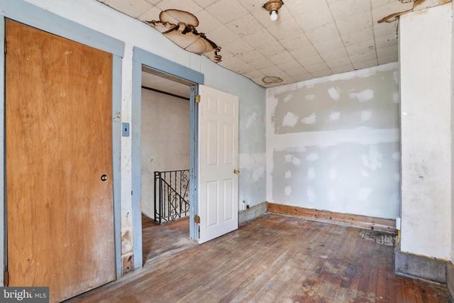 6154 WALKER ST, Philadelphia, PA 19135