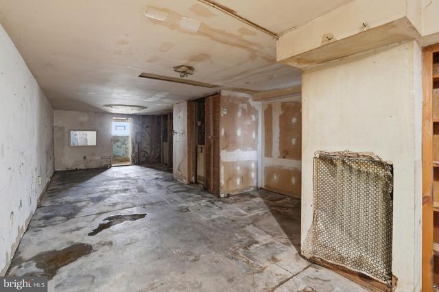 6154 WALKER ST, Philadelphia, PA 19135