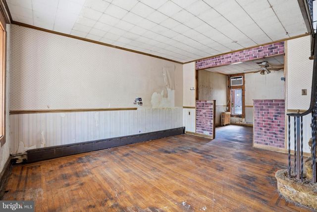 6154 WALKER ST, Philadelphia, PA 19135