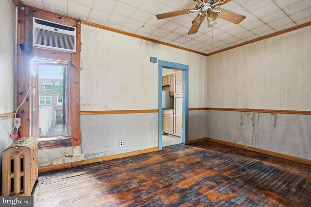 6154 WALKER ST, Philadelphia, PA 19135