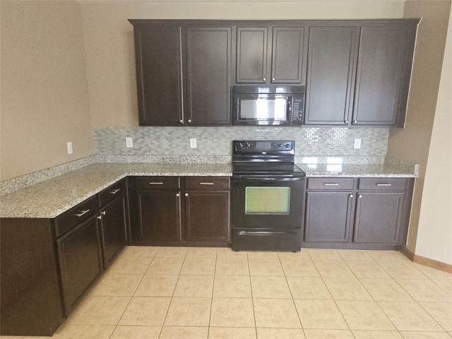 3925 Hanna Rose Lane, Fort Worth, TX 76244