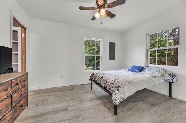 2105 Cabot Circle, Bryan, TX 77803