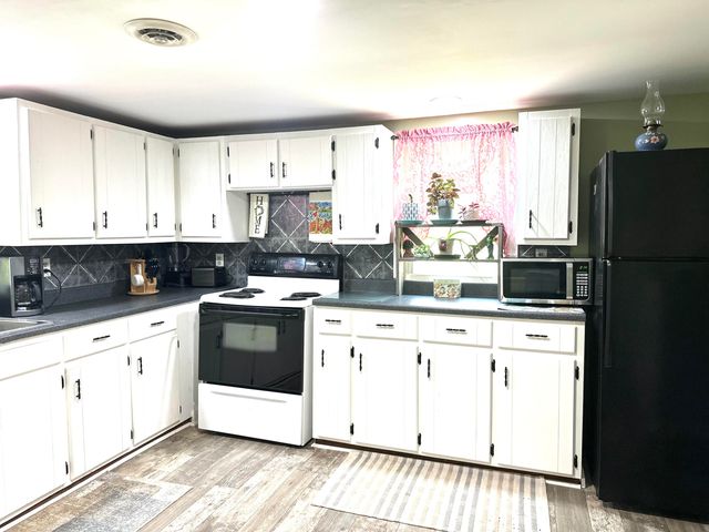 330 Happy Hollow Road, Hustonville, KY 40437