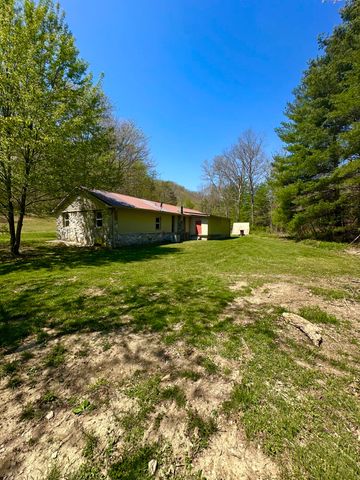 330 Happy Hollow Road, Hustonville, KY 40437