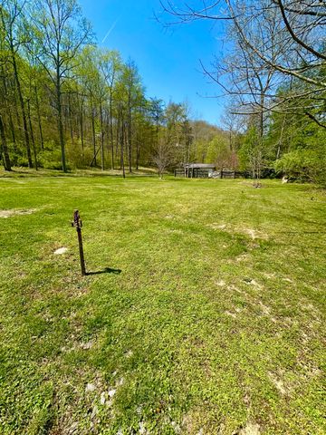 330 Happy Hollow Road, Hustonville, KY 40437