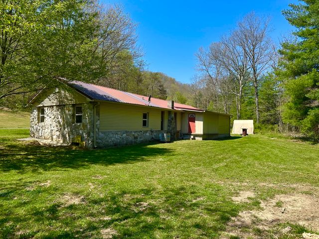 330 Happy Hollow Road, Hustonville, KY 40437