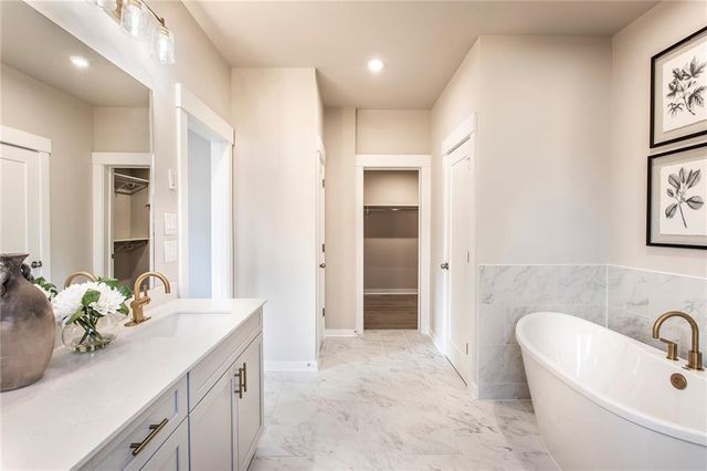 116 Bridgecrest Road 9, Roswell, GA 30075