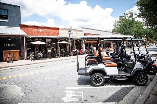 116 Bridgecrest Road 9, Roswell, GA 30075