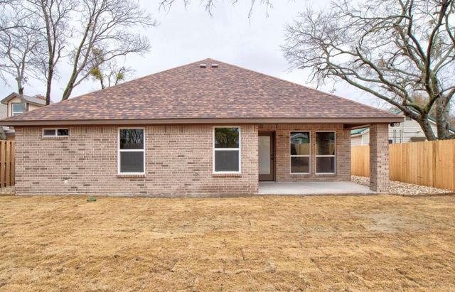 125 N Las Vegas Trail, White Settlement, TX 76108