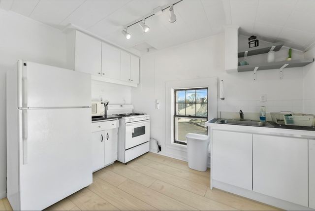 23 Tafts Ave 2, Winthrop, MA 02152