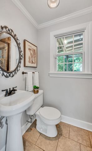 911 Woodmont Blvd, Nashville, TN 37204