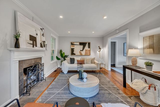 911 Woodmont Blvd, Nashville, TN 37204