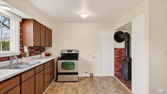 1410 N Bowman Rd, Spokane Valley, WA 99212