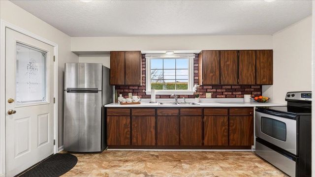 1410 N Bowman Rd, Spokane Valley, WA 99212